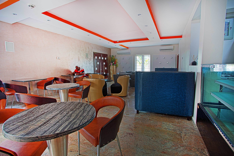 Food & Drinks 4, H21 Apartments & Lounge, Eti-Osa