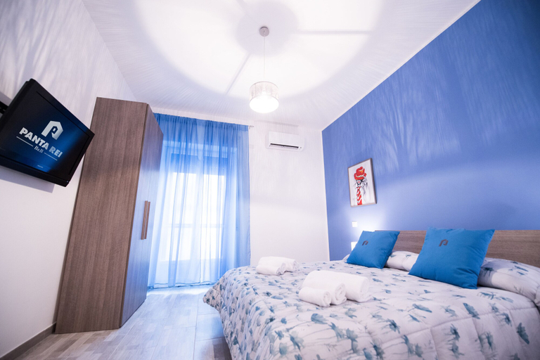 Bedroom 4, Panta Rei B&B, Salerno