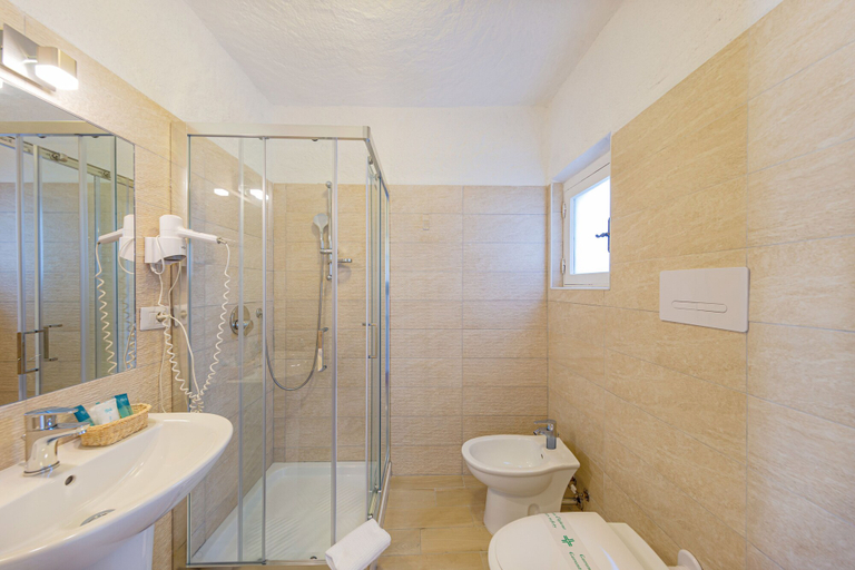 Bathroom 5, Hotel Mare Blue, Olbia-Tempio