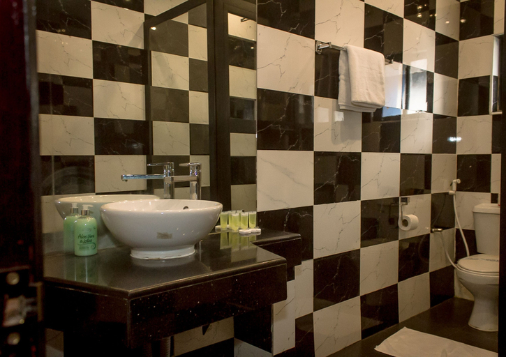 Bathroom 3, Atlantic Hotel and Spa, Eti-Osa