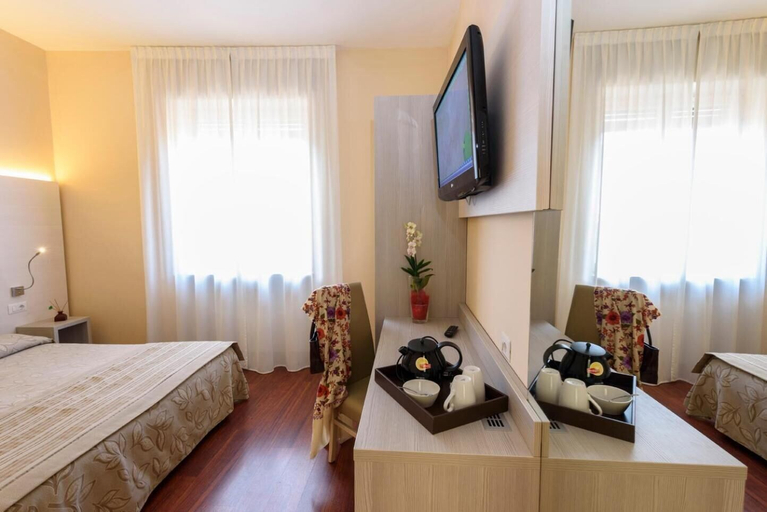Bedroom 3, Hotel Primavera, Verbano-Cusio-Ossola