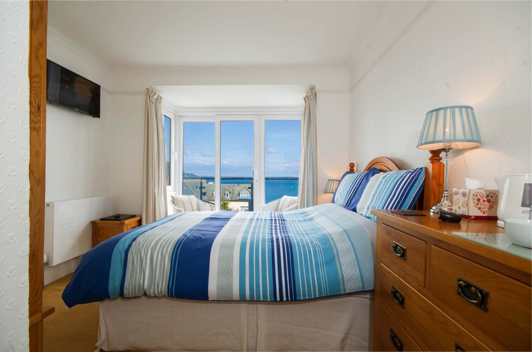 Bedroom 5, Seaview, Cornwall
