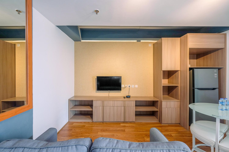 Others 2, Warm and Homey 1BR at Pancoran Riverside Apartment By Travelio, Jakarta Selatan