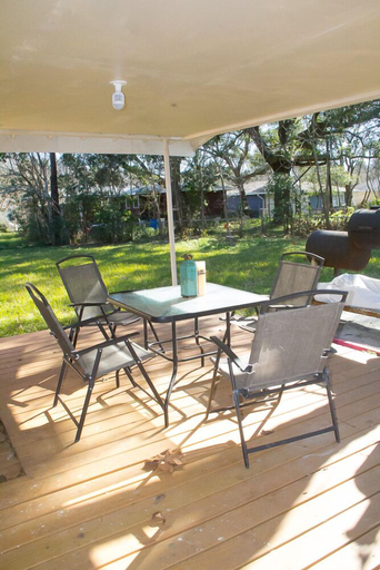 Others 1, Alleyne's Place, Galveston