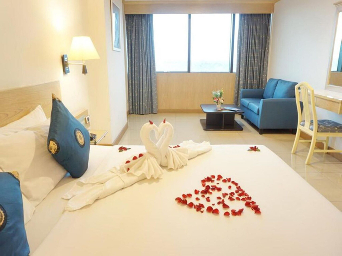Bedroom 28
