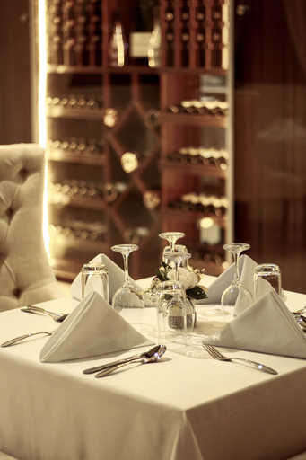 Food & Drinks 5, Belanova Apartments & Suites, AbujaMun