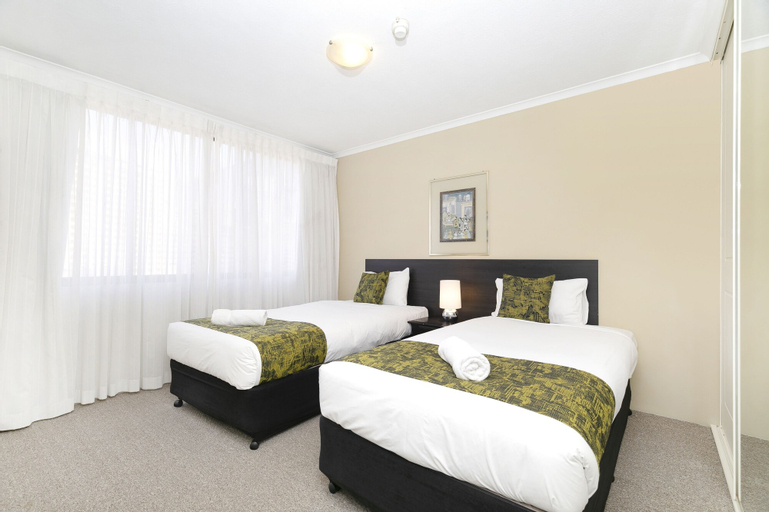 Bedroom 1, The Astor Apartments, Spring Hill
