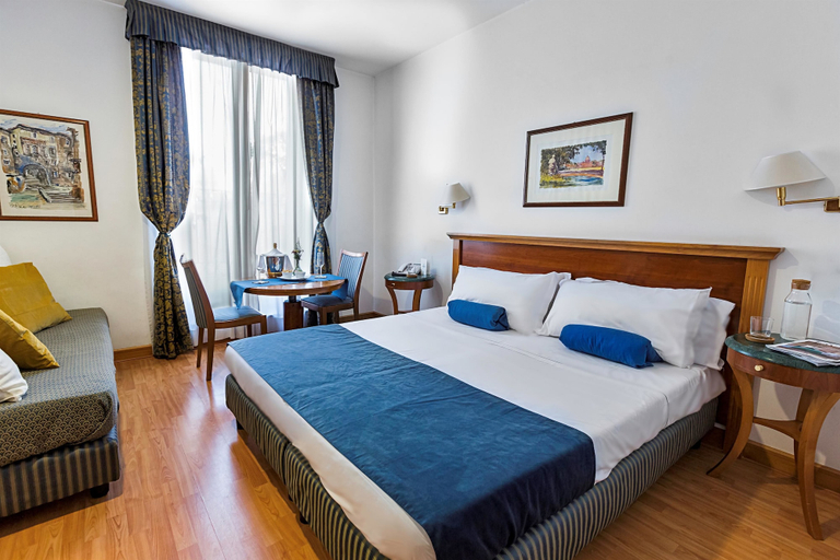 Bedroom 4, Hotel Diplomatic, Rome