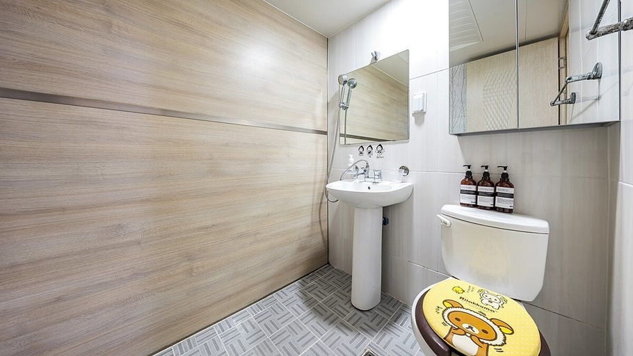 Bathroom 3, Yeongheungdo Sun Pension, Ongjin