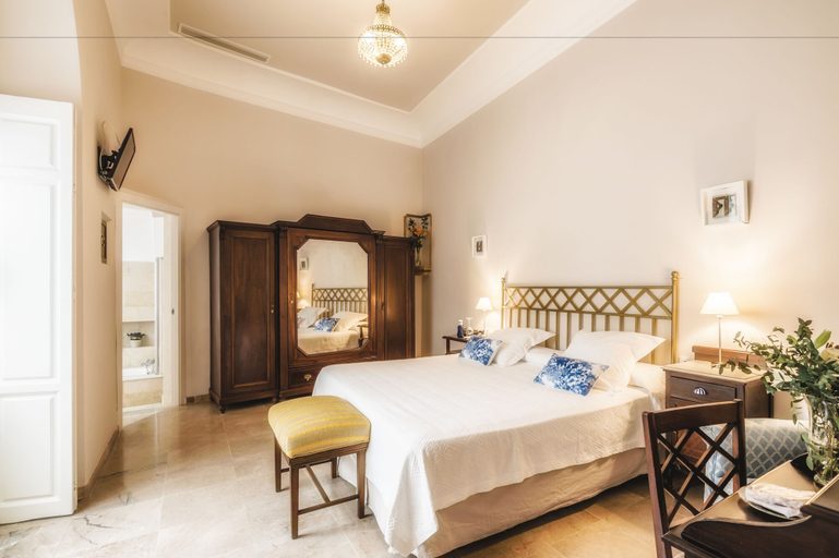 Bedroom 4, Hotel Casa de Colón, Sevilla