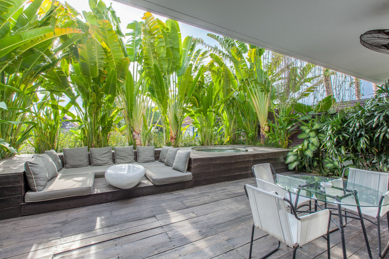 Food & Drinks, AB Villa & Apartments, Badung