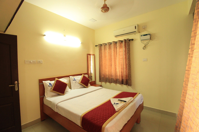 Bedroom 2, Viswa Service Apartments, Madurai