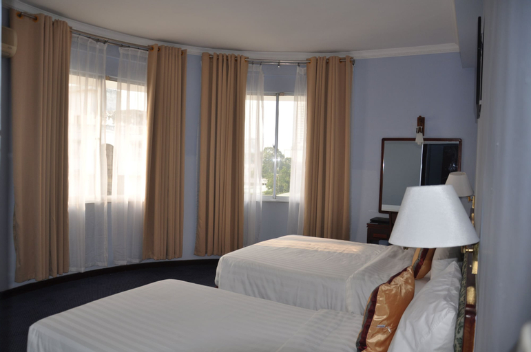 Bedroom 3, Arc En Ciel Hotel, District 5