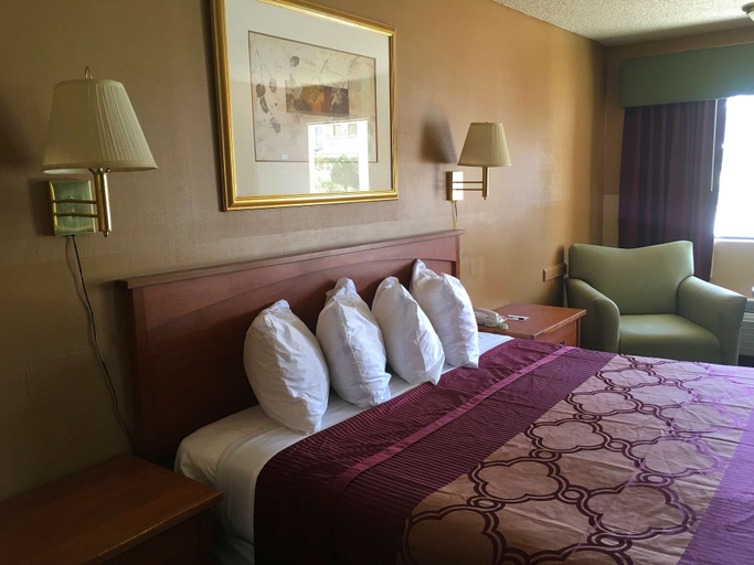 Bedroom 3, Americas Best Value Inn Carson City, Carson City