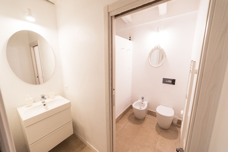 Bedroom 5, Academia Residence, Bergamo