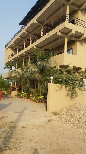 Exterior & Views 2, Sauraha Boutique Resort, Narayani