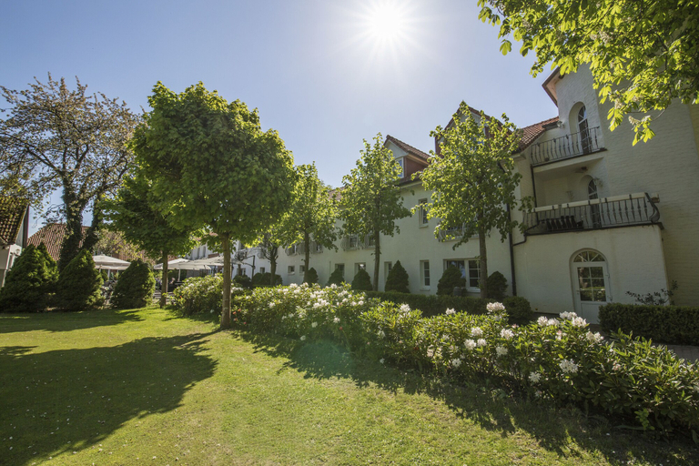 Exterior & Views 2, Van der Valk Golfhotel Serrahn, Rostock