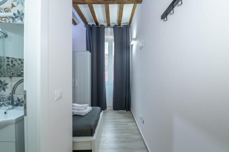 Others 4, Residenza Borgo Guazzo, Parma