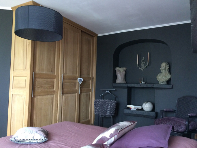 Bedroom 5, Au Couvent, Lot