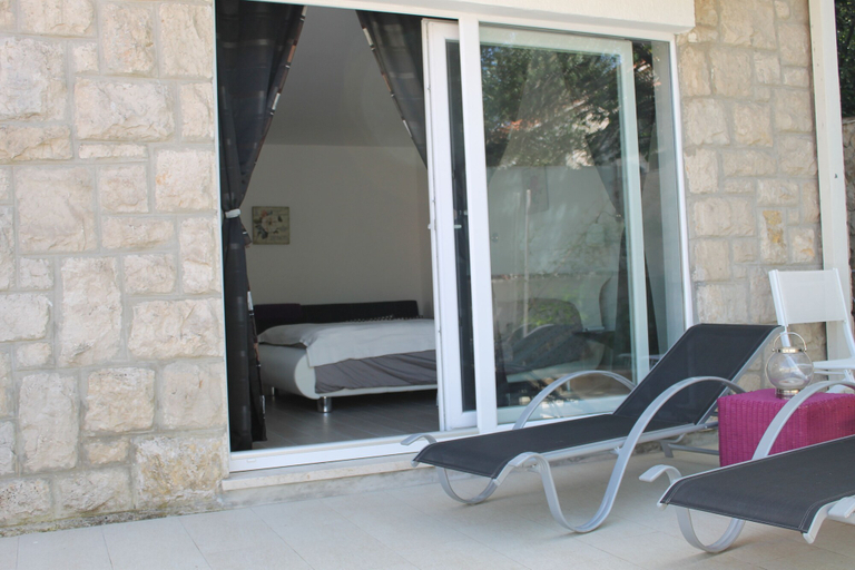 Others 5, Apartments Mala, Konavle