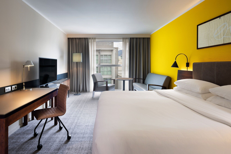 Bedroom 4, Four Points by Sheraton Bolzano, Bolzano