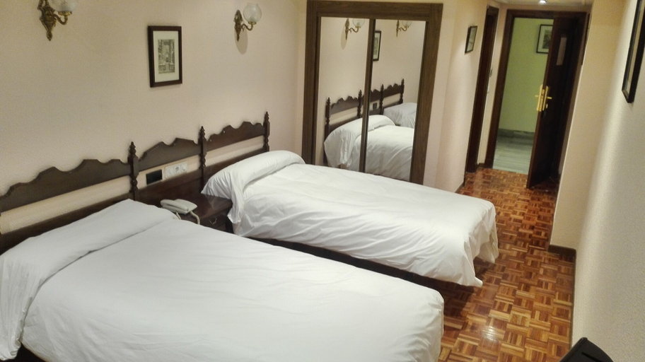Bedroom 3, Hotel Castellano Centro, Salamanca