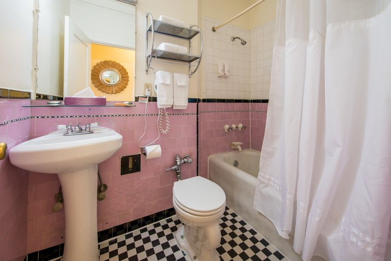 Bathroom 5, Embassy Hotel, San Francisco