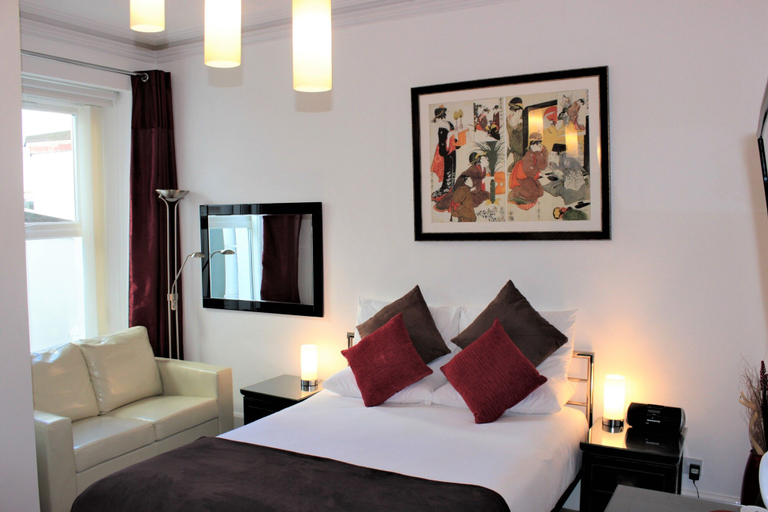 Bedroom 2, The P&M Paignton RESIDENCE, Torbay