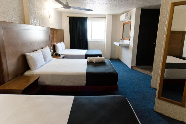Bedroom 5, Hotel Central Irapuato, Irapuato