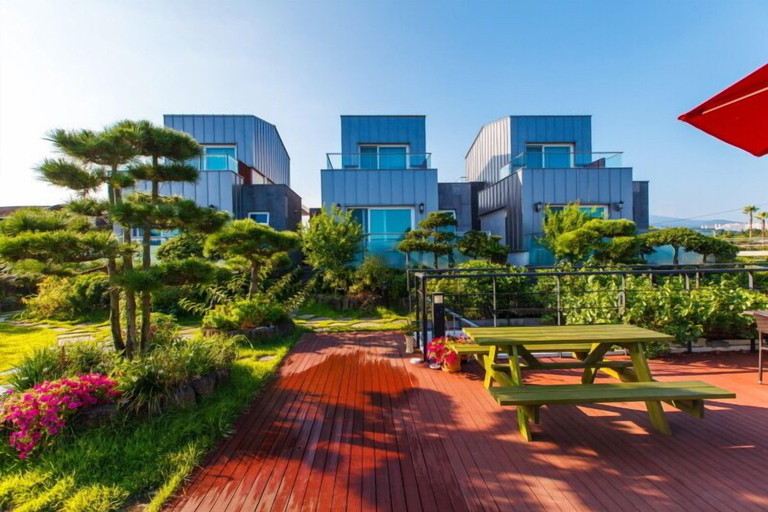 Exterior & Views 1, Sodam Pension, Seogwipo
