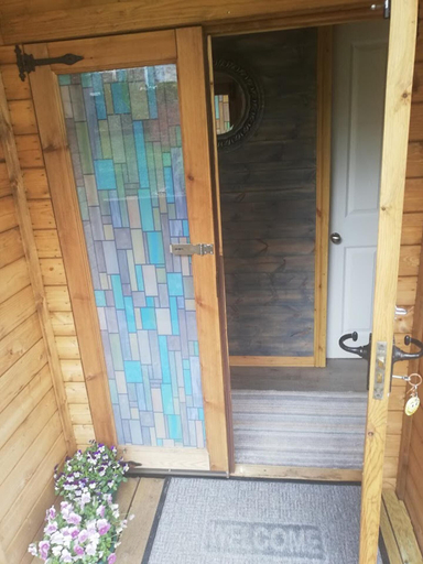 Others 4, Peaceful Cabin in Skegby -Sleeps2- Fire Pit, Nottinghamshire