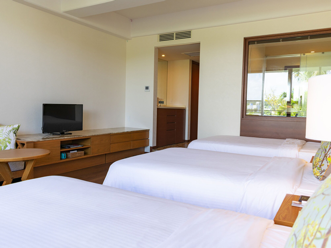 Bedroom 4, THE MOON BEACH MUSEUM RESORT, Onna