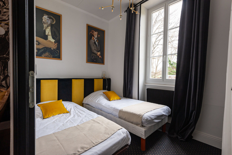 Bedroom 5, Château Des Ayes, Isère