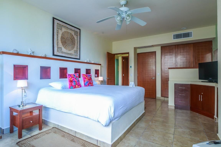 Bedroom 3, Ixchel 1BD suite by Skyrun, Isla Mujeres