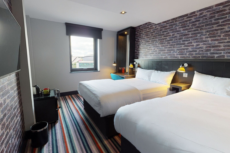 Bedroom 4, Village Hotel Glasgow, Glasgow