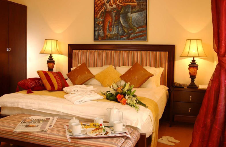 Bedroom 4, Al Safir Hotel & Tower, Manama