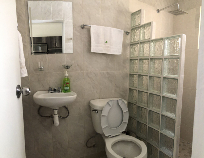 Bathroom, CONTOY, Cozumel