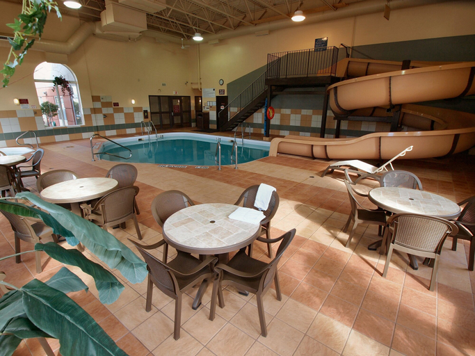 Food & Drinks 5, Best Western Plus Pembina Inn & Suites, Division No. 11