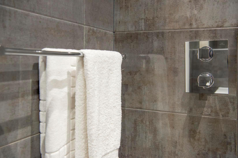 Bathroom 4, The Quadrant - The Botanical Suite, York