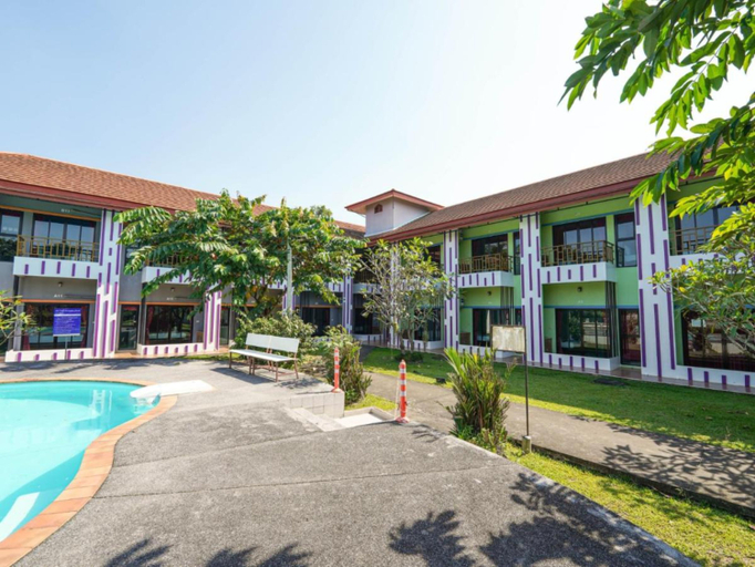 Exterior & Views 2, Roomquest Chonburi Phanat Nikhom [Chonburi], Phanat Nikhom