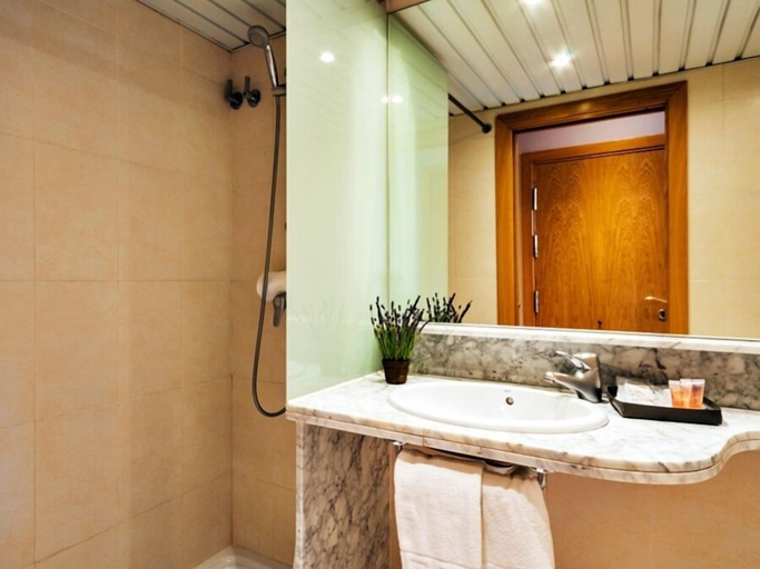 Bathroom 5, Park Sedo Aparthotel, Barcelona