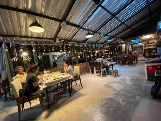 Food & Drinks 4, The Curve Residence Hua Hin, Hua Hin