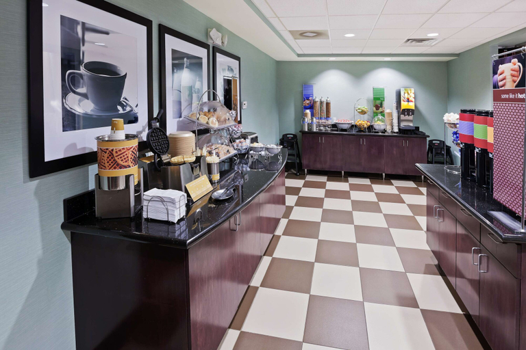 Others 5, Hampton Inn & Suites Liberal, Seward