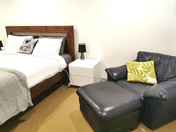 Bedroom 3, Lush & Co Auckland Bed & Breakfast, Waitakere