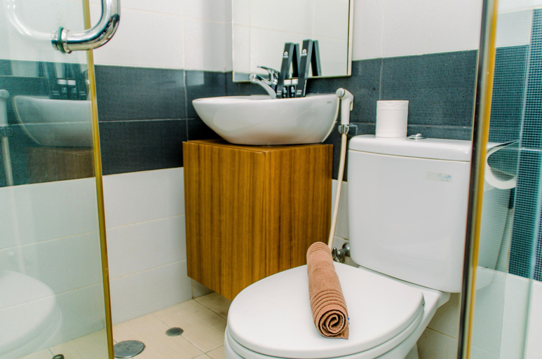Bedroom 3, Cozy Living Studio Apartment at Scientia Residence By Travelio, Tangerang