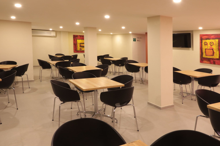 Food & Drinks 5, Comfort Inn San Luis Potosi, San Luis Potosí