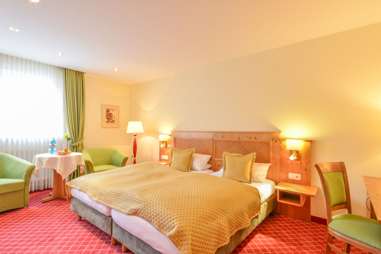 Bedroom 3, Romantik Landhotel Doerr, Siegen-Wittgenstein