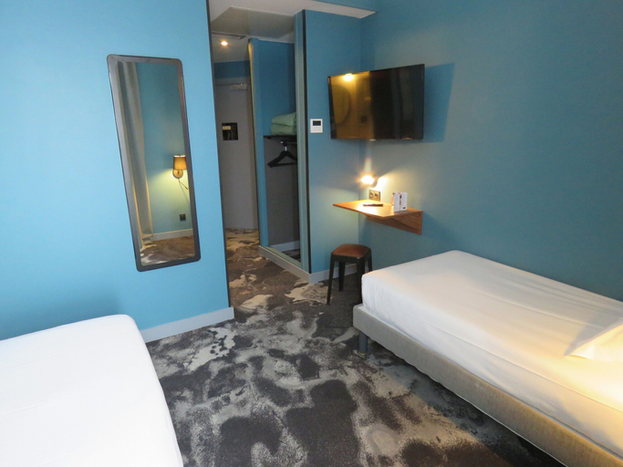 Bedroom 3, Hôtel Bristol Reims, Marne