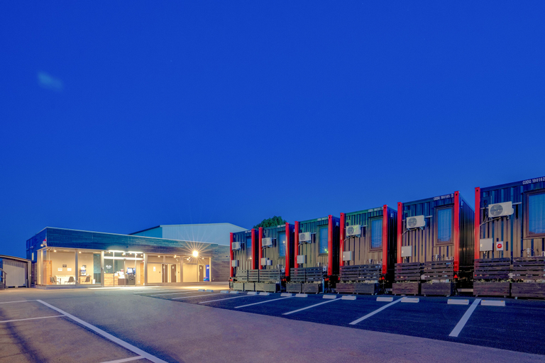 Hotel R9 The Yard Narita Ariport West, Narita