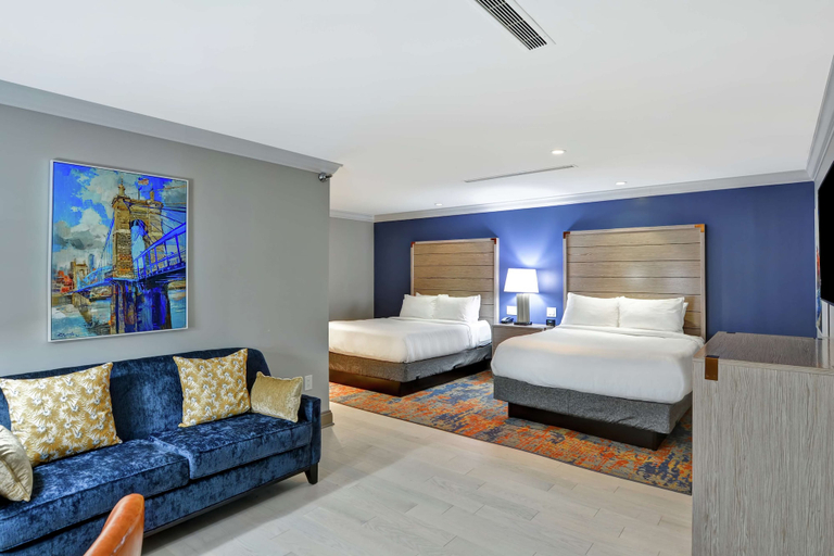 Bedroom 2, The Cincinnatian Hotel Curio Collection by Hilton, Cincinnati